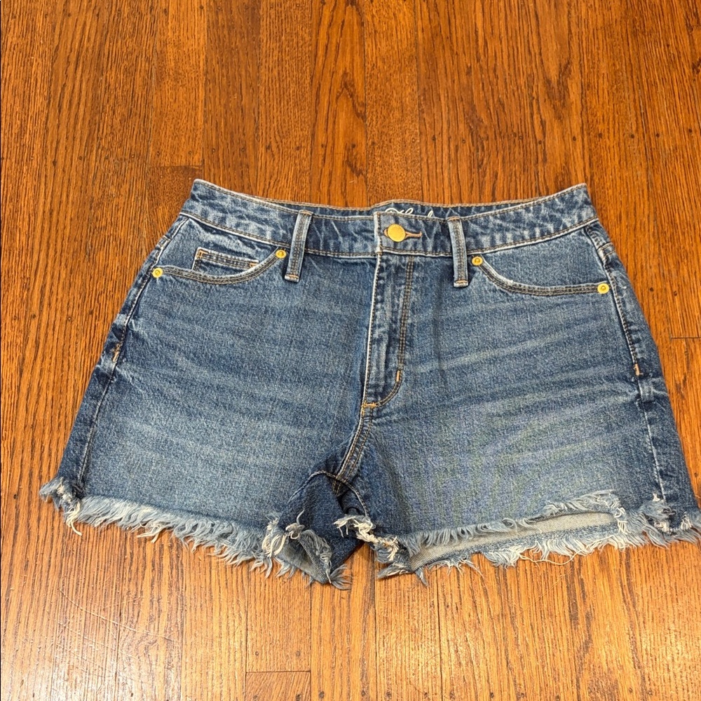 Universal Thread Medium Blue High-Rise Shorties – Raw Hem – Women’s 4 / 27